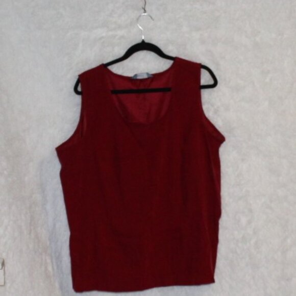 CROP TOP - Picture 1 of 1